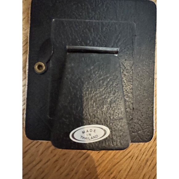 Small Vintage Silver-Tone Resin Picture Frame With Pear & Floral Design - Picture 4 of 5